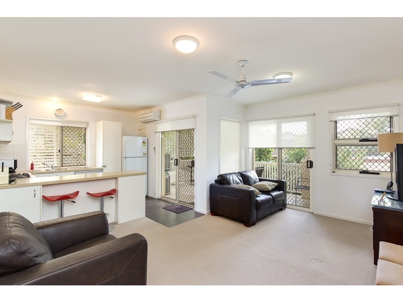 4/75 Riding Road, Hawthorne QLD 4171