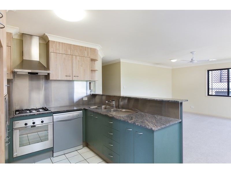 6/157 Riding Road, Balmoral QLD 4171