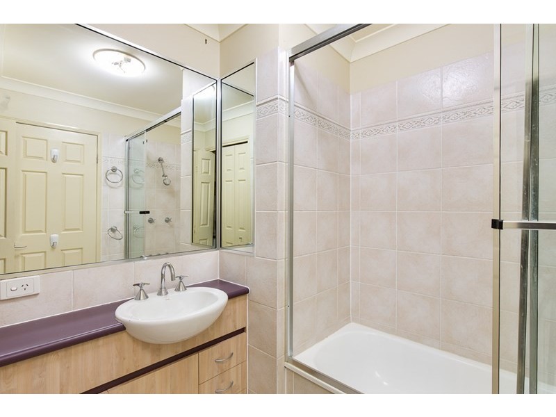 6/157 Riding Road, Balmoral QLD 4171