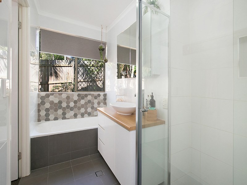 25 Narcamus Crescent, Shailer Park QLD 4128