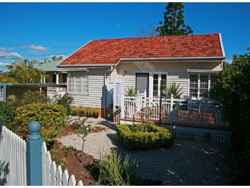 17 Marshall Avenue, Seven Hills QLD 4170