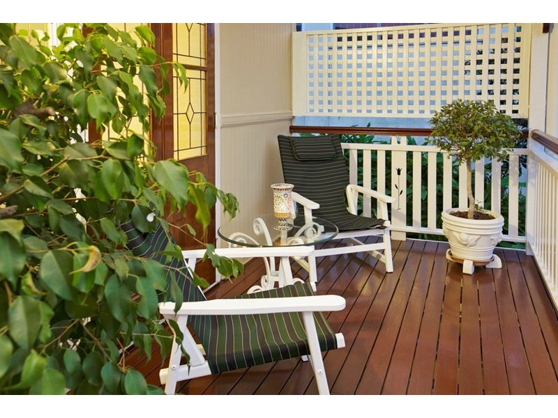 54 Derby Street, Balmoral QLD 4171