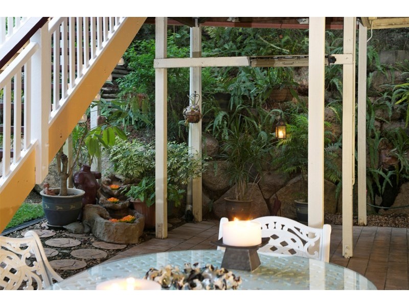 54 Derby Street, Balmoral QLD 4171