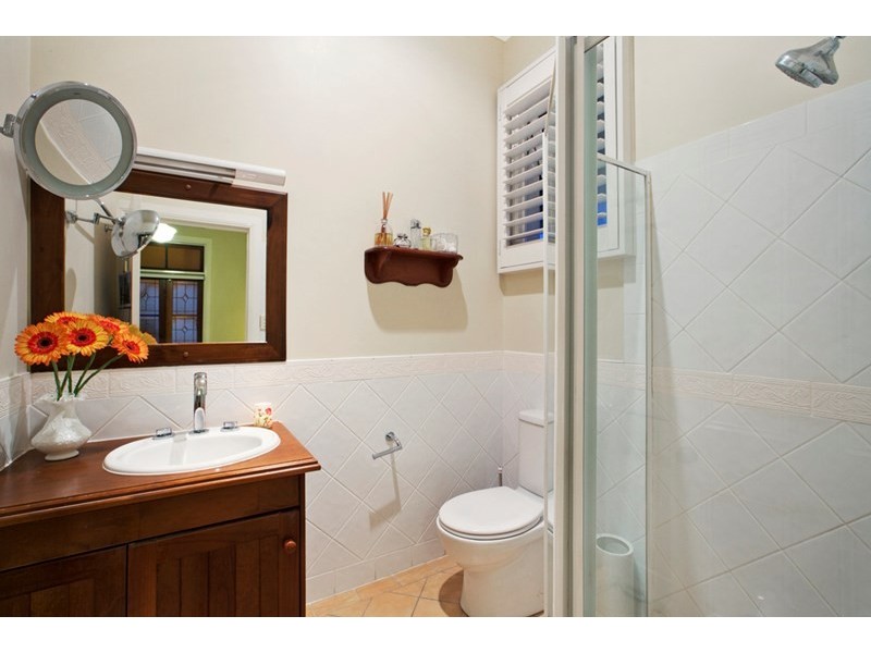 54 Derby Street, Balmoral QLD 4171