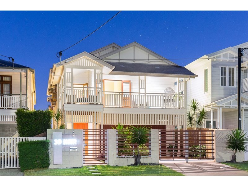 39 Lloyd Street, Camp Hill QLD 4152