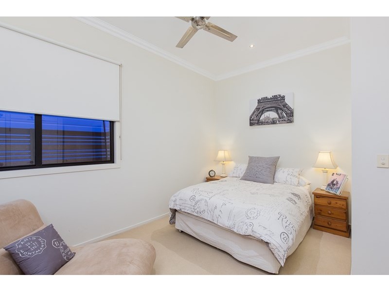 39 Lloyd Street, Camp Hill QLD 4152