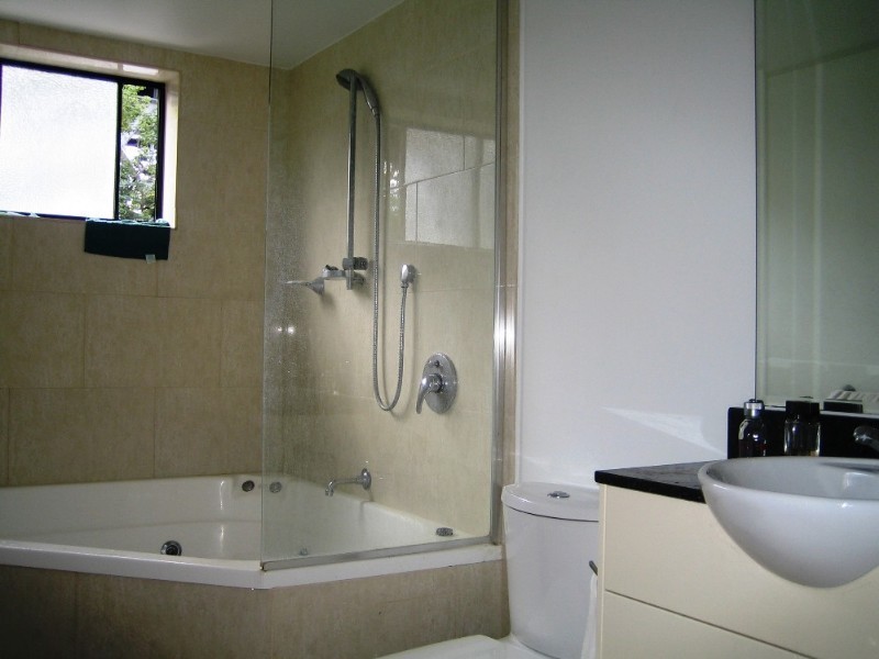 54 Mackenzie Street, Kangaroo Point QLD 4169