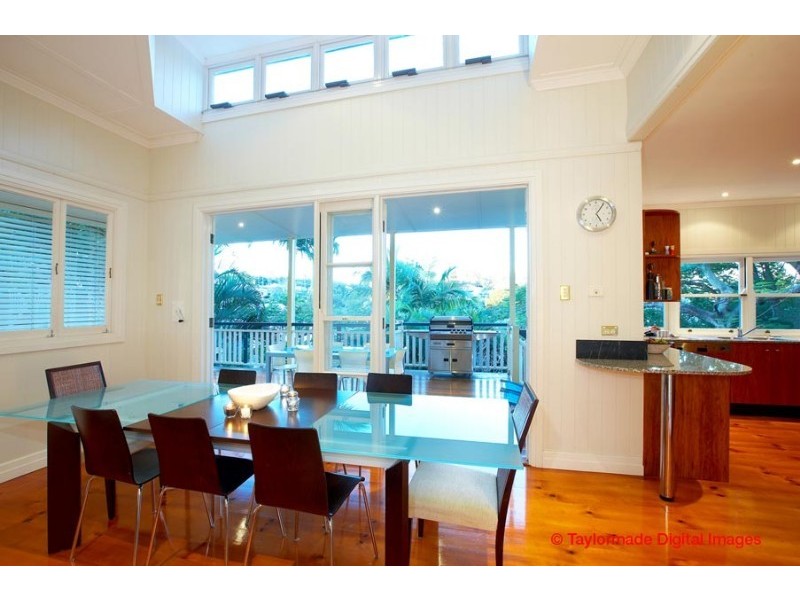 87 Norman Crescent, Norman Park QLD 4170