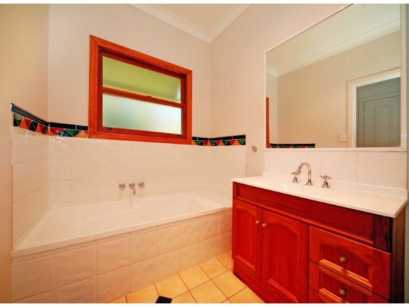 35 Elwell Street, Morningside QLD 4170