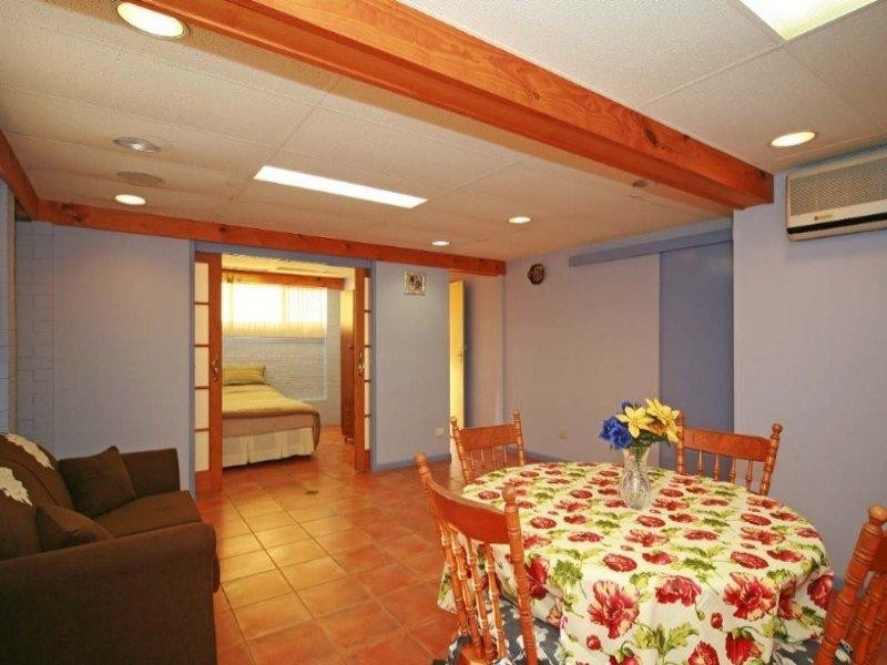 15 Uther Street, Carindale QLD 4152