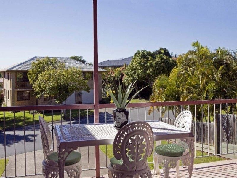 15 Uther Street, Carindale QLD 4152