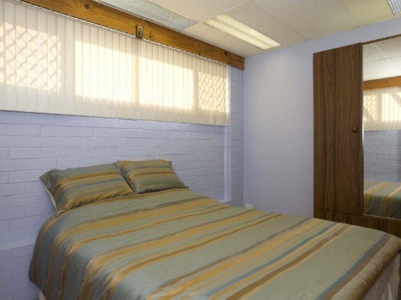 15 Uther Street, Carindale QLD 4152