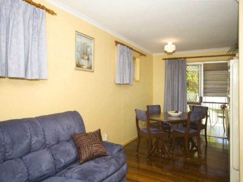 15 Uther Street, Carindale QLD 4152