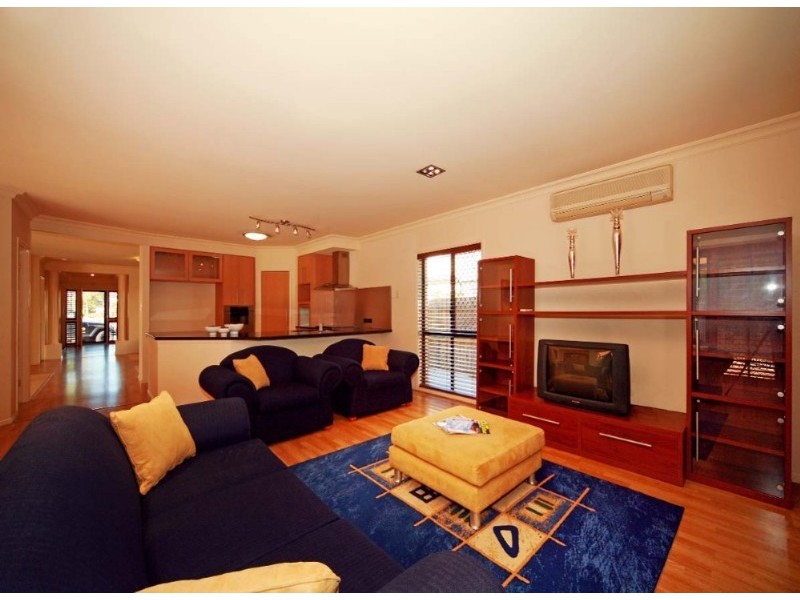 13A Algoori Street, Morningside QLD 4170
