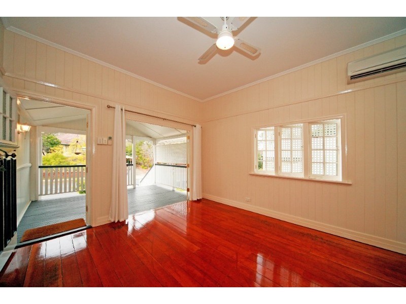 38 Barker Street, East Brisbane QLD 4169