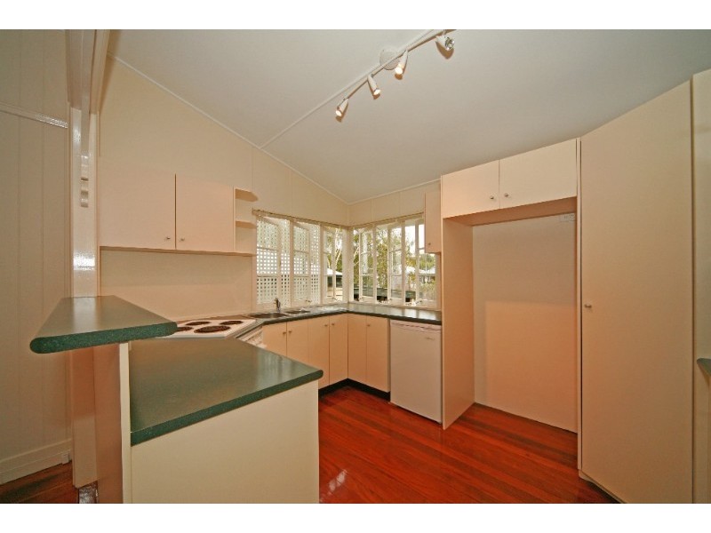 38 Barker Street, East Brisbane QLD 4169