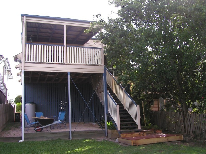 103 Norman Avenue, Norman Park QLD 4170