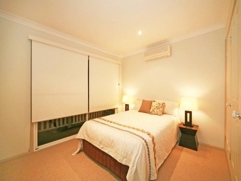 1 Barker Street, East Brisbane QLD 4169