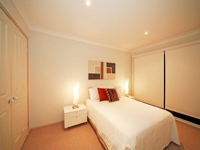 1 Barker Street, East Brisbane QLD 4169