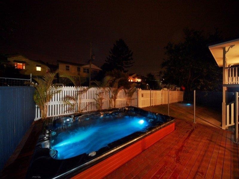 1 Barker Street, East Brisbane QLD 4169