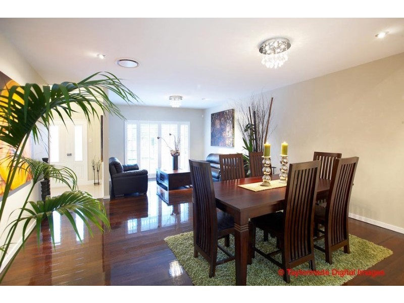 64 Amy Street, Hawthorne QLD 4171