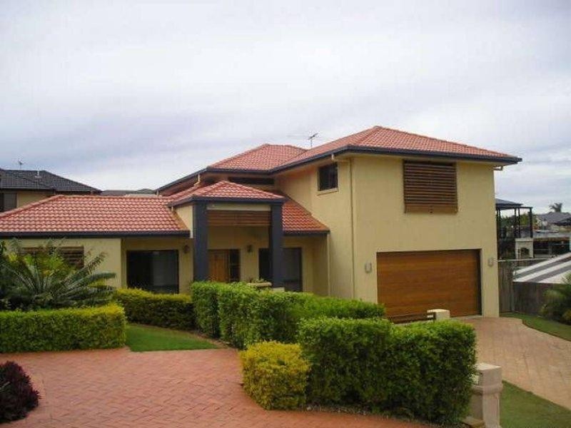 15 Pacific Close, Carindale QLD 4152