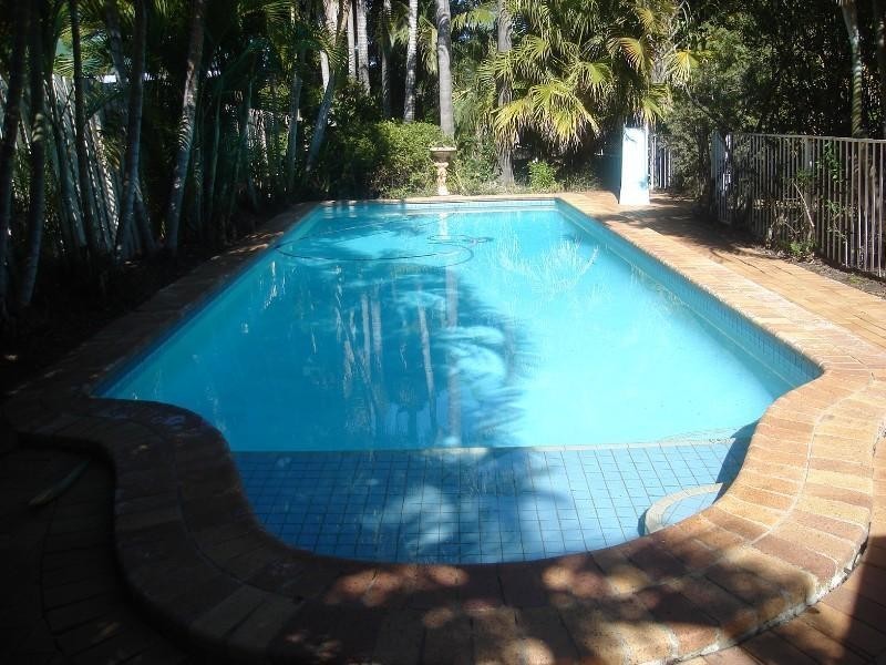 43 Eromanga Street, Carindale QLD 4152