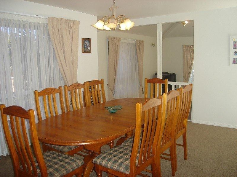 43 Eromanga Street, Carindale QLD 4152