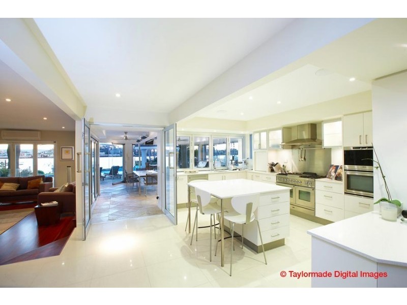 56 Quay Street, Bulimba QLD 4171