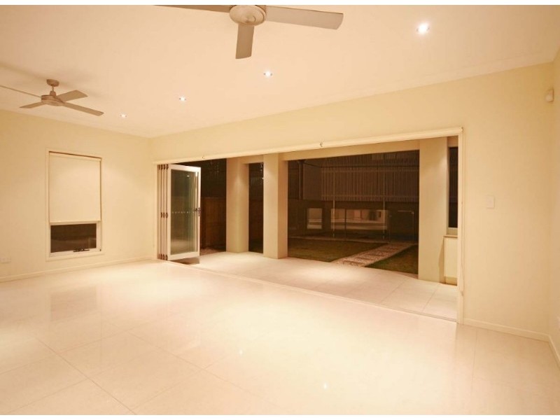 28 Addison Avenue, Bulimba QLD 4171