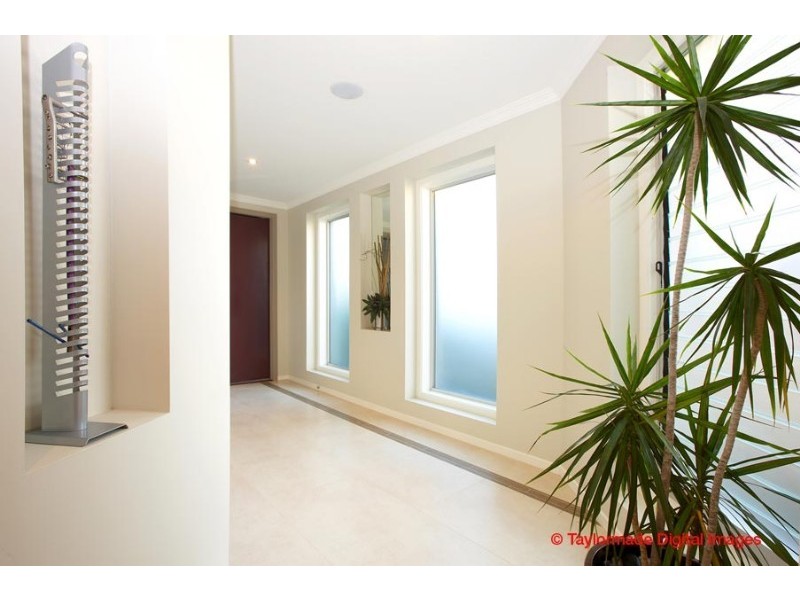 25 Laidlaw Parade, East Brisbane QLD 4169