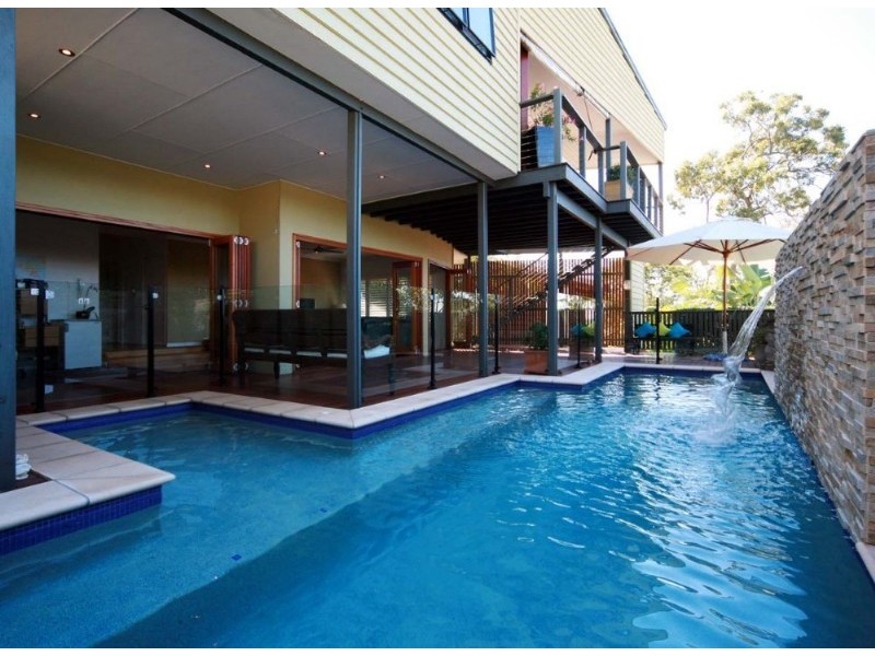 1 Taylor Street, Balmoral QLD 4171