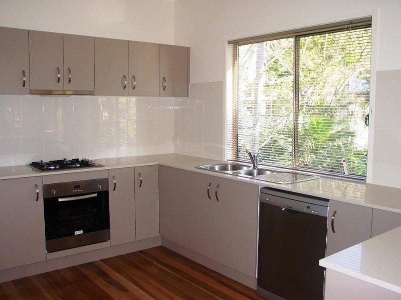 3/284 Wynnum Road, Norman Park QLD 4170