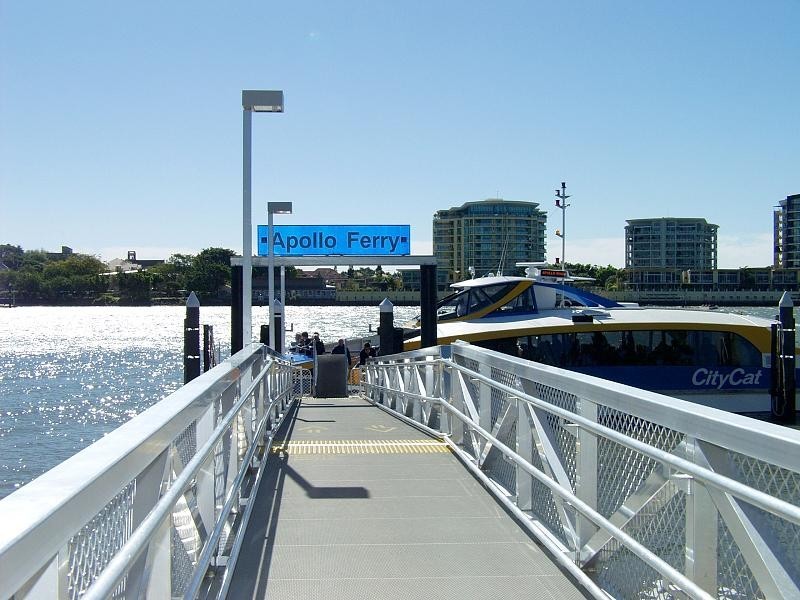 8&9/35 Apex Street, Balmoral QLD 4171