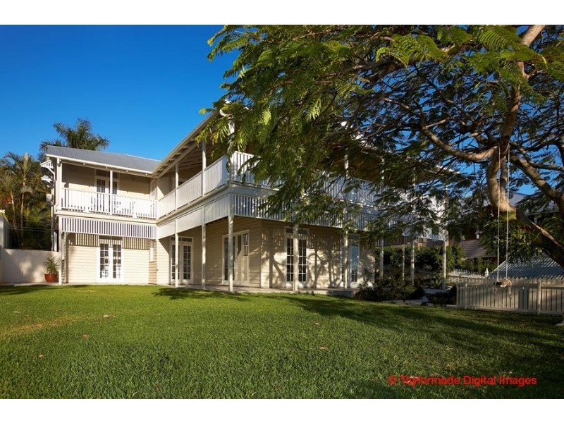 11 Leura Terrace, Hawthorne QLD 4171