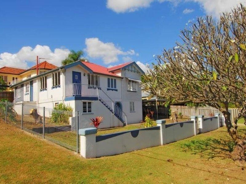 113 Philip Street, Hawthorne QLD 4171