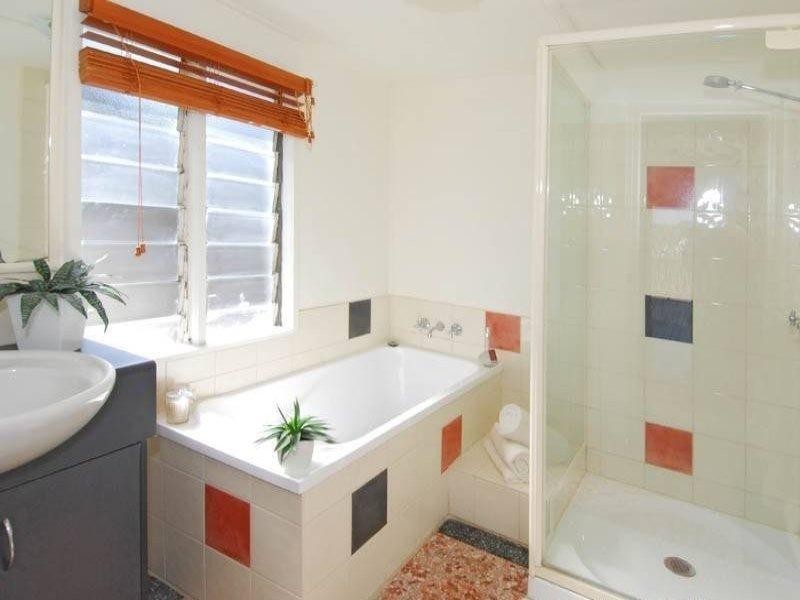 113 Philip Street, Hawthorne QLD 4171