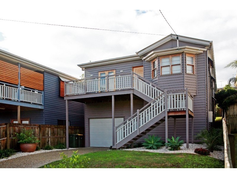 34 Cyril Street, Camp Hill QLD 4152