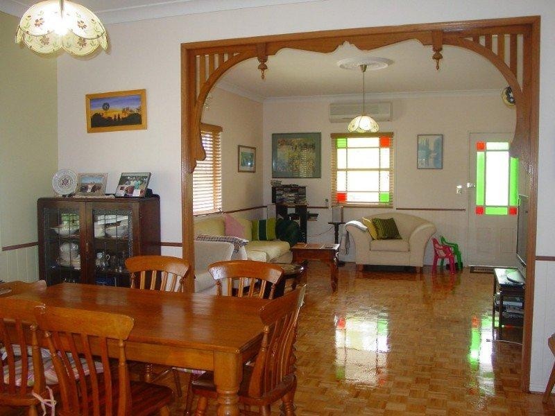 73 Hipwood Street, Norman Park QLD 4170