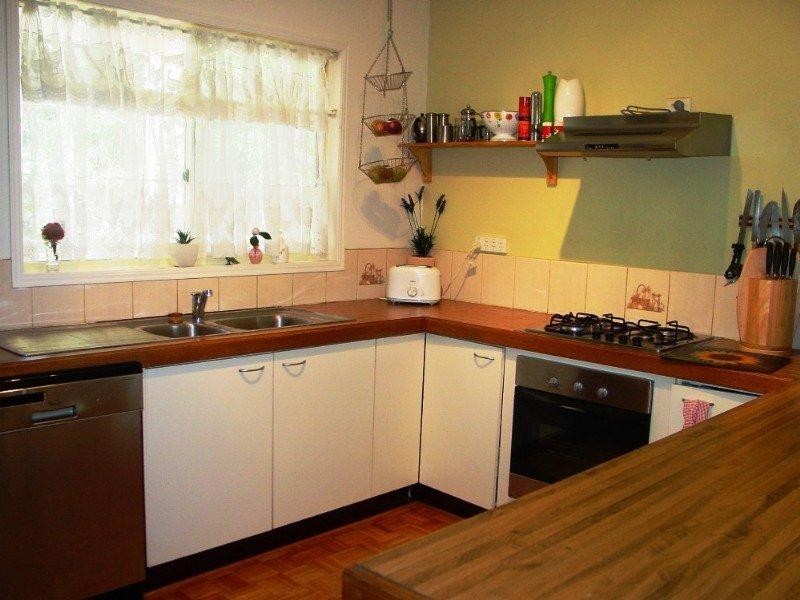 73 Hipwood Street, Norman Park QLD 4170