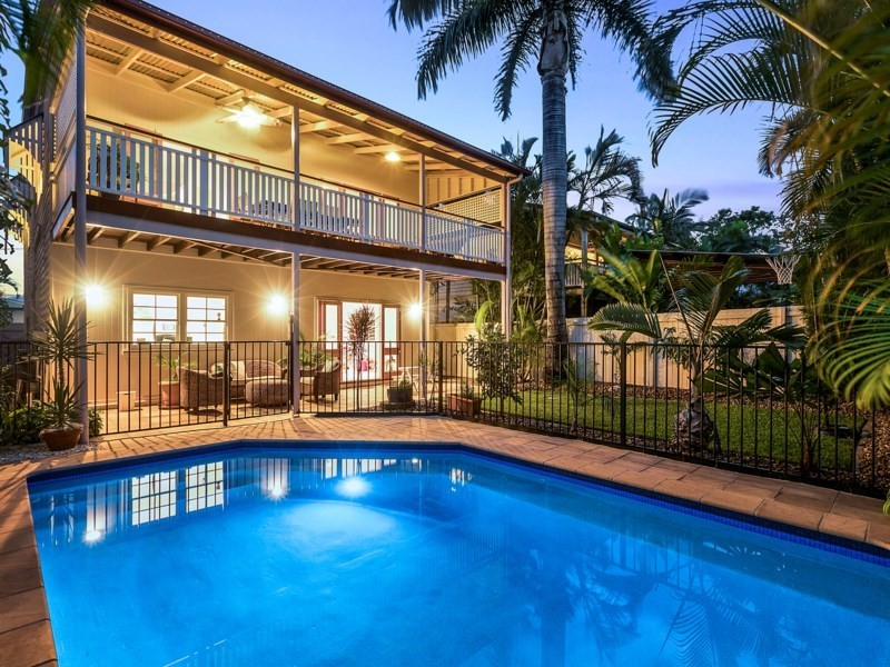 35 Mcdonald Street, Hawthorne QLD 4171