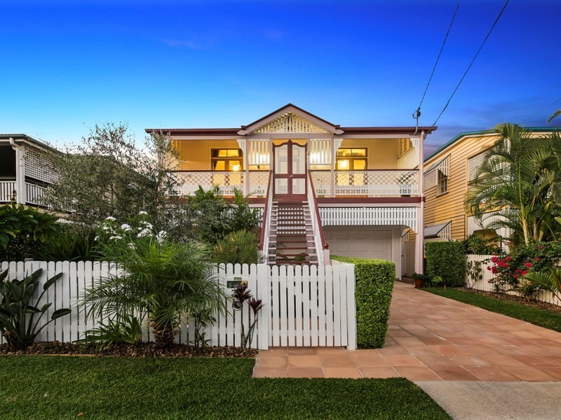 35 Mcdonald Street, Hawthorne QLD 4171