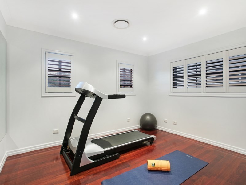 30 Donald Street, Camp Hill QLD 4152