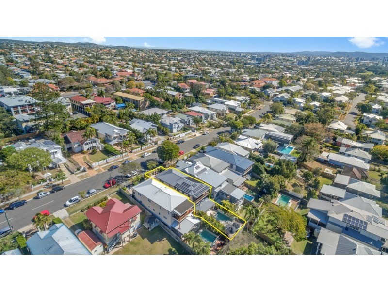 30 Donald Street, Camp Hill QLD 4152