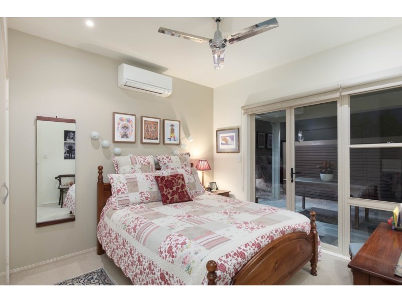 10 Wordsworth Street, Bulimba QLD 4171