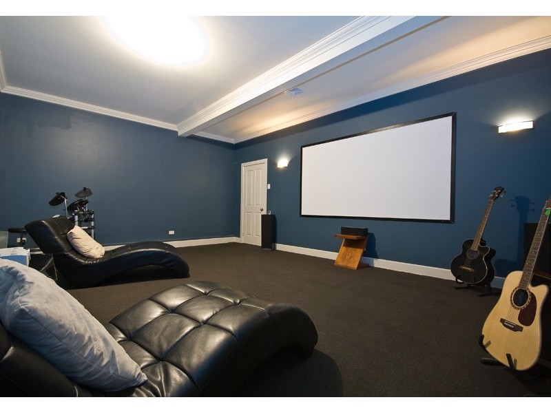 6 Lomond Street, East Brisbane QLD 4169