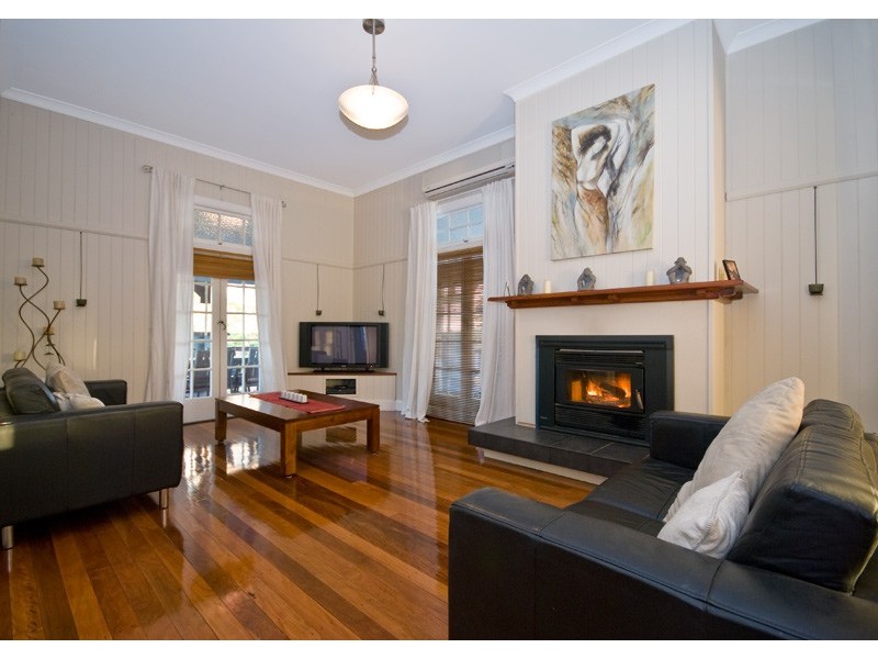 6 Lomond Street, East Brisbane QLD 4169