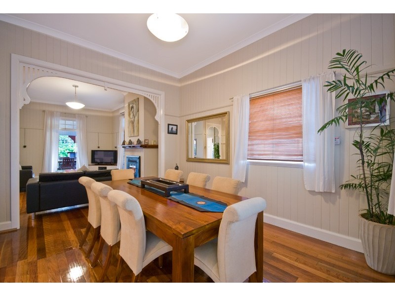 6 Lomond Street, East Brisbane QLD 4169