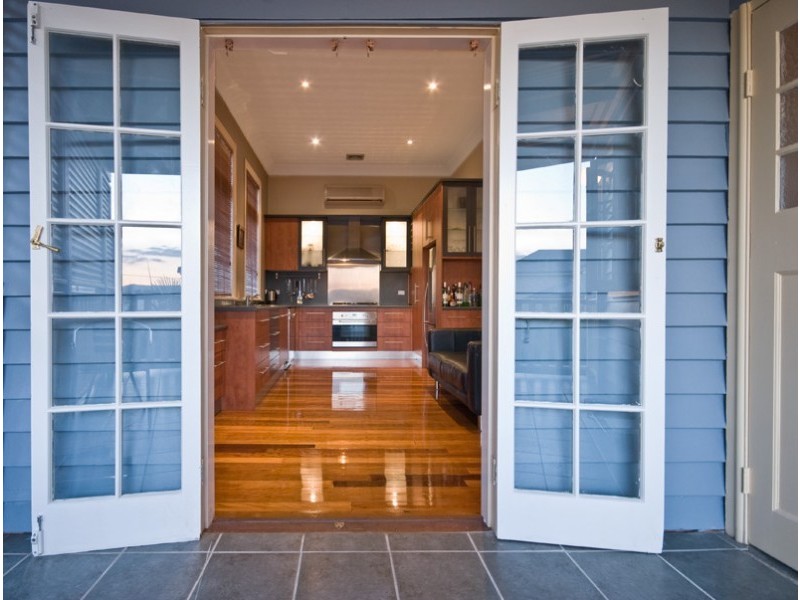 6 Lomond Street, East Brisbane QLD 4169