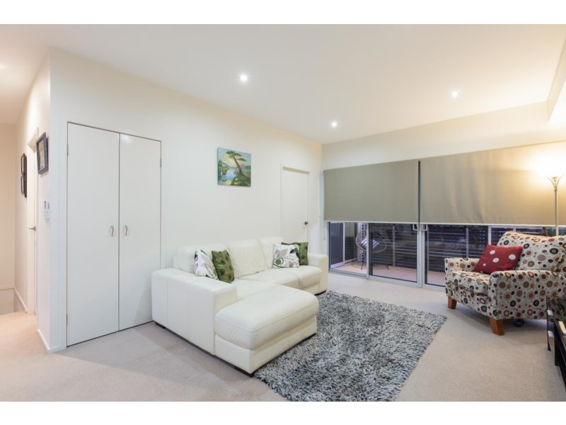 10 Ovey Street, Morningside QLD 4170